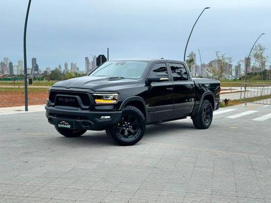 RAM 1500 5.7 V8 GASOLINA REBEL CD 4X4 AUTOMÁTICO